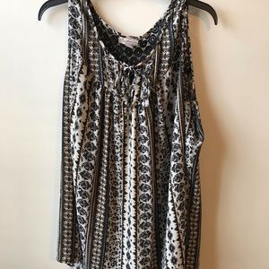 Unique Graphic Tank with lace shoulders